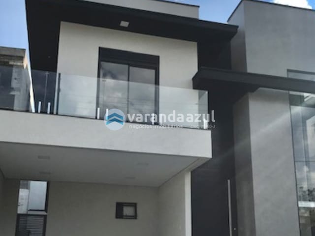 Sobrado com 279m² 4 quartos e 3 banheiros, à venda, no bairro Fazenda Rodeio em Mogi das Cruzes