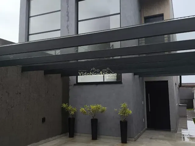 Sobrado com 232m² 3 quartos e 5 banheiros, à venda ou para alugar, no bairro Nova Gardênia em Atibaia