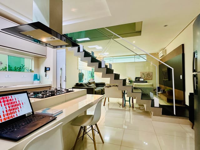 Foto do Sobrado - Sobrado à venda em Maringá, Jardim Paulista III, com 4 quartos, com 161.13 m² | Benites & Gonzaga Imóveis