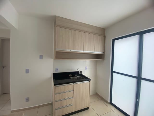 Sobrado com 61m² 2 quartos e 2 banheiros, à venda, no bairro Jardim Carvalho em Ponta Grossa