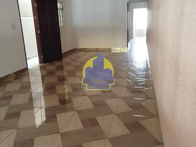Sobrado com 120m² 4 quartos e 3 banheiros, à venda, no bairro Parque Santa Teresa em Carapicuíba