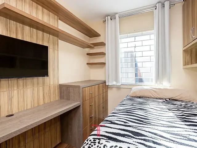 Sobrado com 134m² 3 quartos e 3 banheiros, à venda, no bairro Uberaba em Curitiba