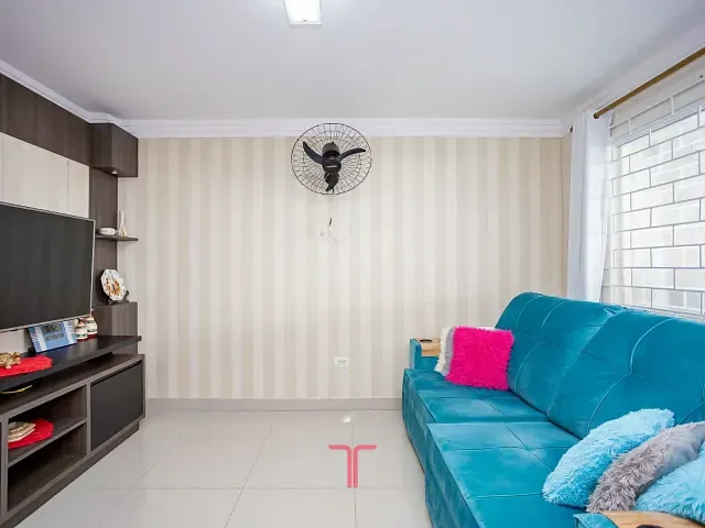 Sobrado com 134m² 3 quartos e 3 banheiros, à venda, no bairro Uberaba em Curitiba