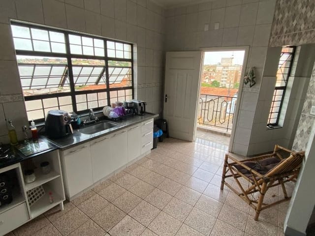 Sobrado 3 quartos e 2 banheiros, à venda, no bairro Centro em Tatuí