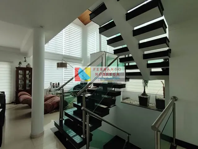 Sobrado com 354m² 3 quartos e 6 banheiros, à venda, no bairro Jardim Virginia Bianca em São Paulo