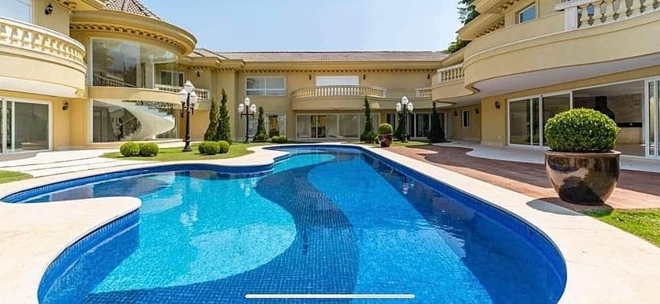 Casa com 2200m² 10 quartos e 13 banheiros, à venda, no bairro Tamboré em Santana de Parnaíba