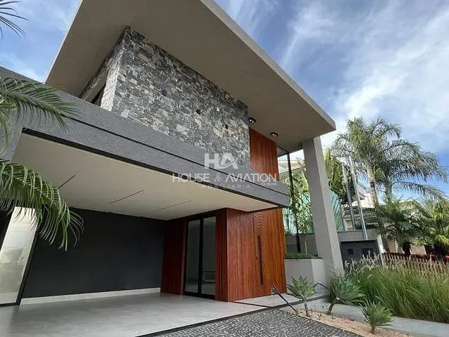 Sobrado com 377m² 4 quartos e 5 banheiros, à venda, no bairro Jardins Madri em Goiânia