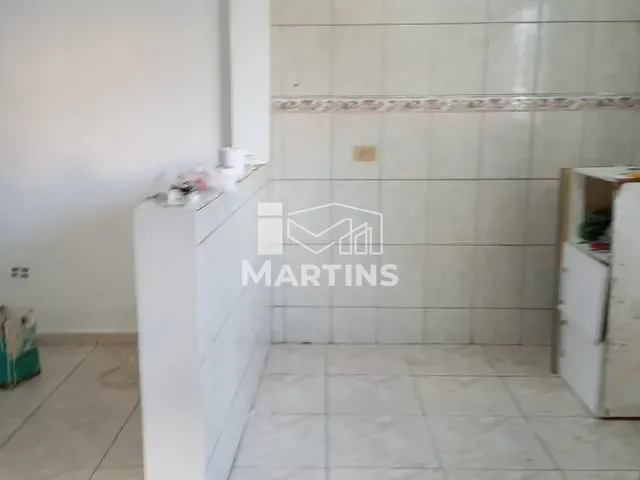 Sobrado 3 quartos e 2 banheiros, à venda, no bairro Sítio das Madres em Taboão da Serra