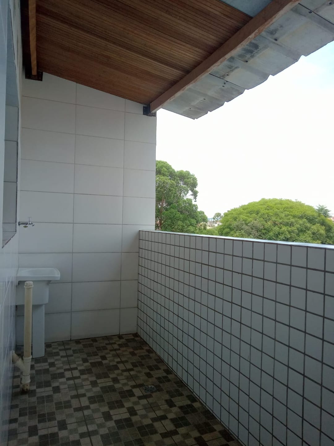 Casa para alugar com 2 quartos, 40m² - Foto 7