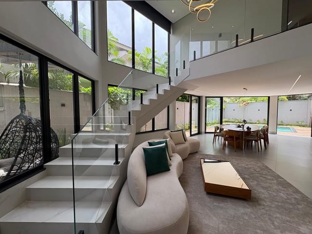 Sobrado com 387m² 3 quartos e 4 banheiros, à venda, no bairro Jardins Madri em Goiânia