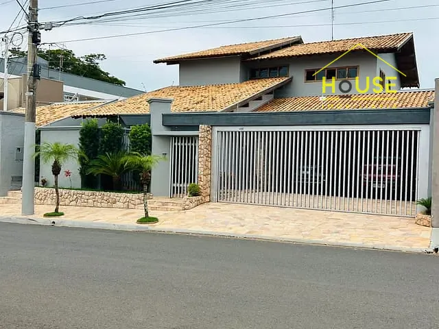 Sobrado com 495m² 5 quartos e 1 banheiro, à venda, no bairro Santa Eliza em Votuporanga