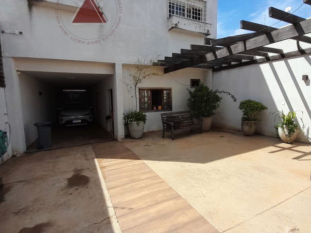 Sobrado com 360m² 5 quartos e 5 banheiros, para alugar, no bairro Cidade Nova em Franca