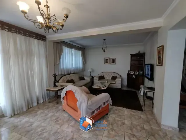 Sobrado com 190m² 3 quartos e 5 banheiros, à venda, no bairro Bom Retiro em São Paulo