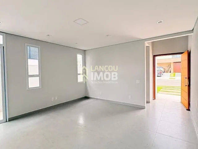 Casa com 300m² 3 quartos e 2 banheiros, à venda, no bairro Jardim Primavera em Itupeva