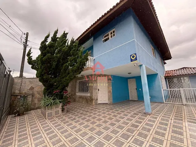 Sobrado com 160m² 3 quartos e 3 banheiros, à venda, no bairro Uberaba em Curitiba