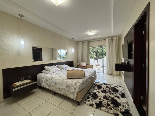 Sobrado com 616m² 4 quartos e 5 banheiros, à venda, no bairro Cidade Vera Cruz - Jardins Viena em Aparecida de Goiânia