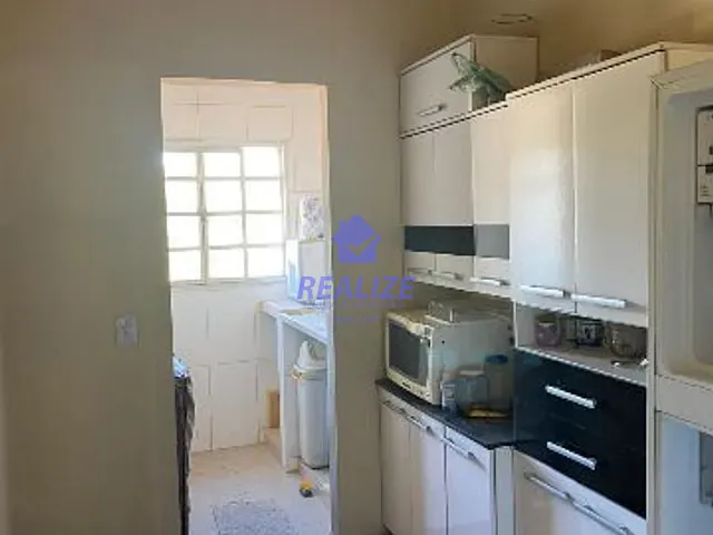 Sobrado com 250m² 3 quartos e 2 banheiros, à venda, no bairro Jardim América (Rubião Junior) em Botucatu