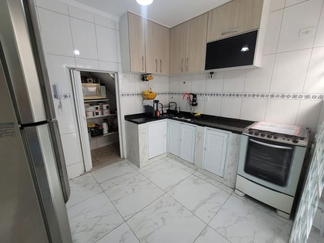 Sobrado com 60m² 3 quartos e 2 banheiros, à venda, no bairro Capão Redondo em São Paulo