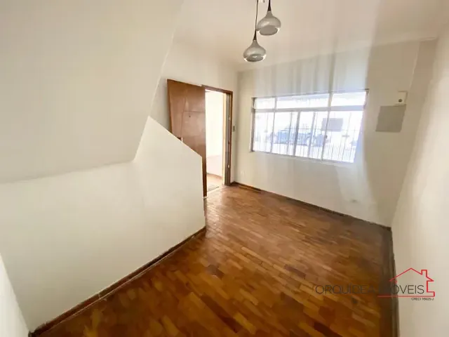 Sobrado com 110m² 3 quartos e 2 banheiros, para alugar, no bairro Vila Caraguatá em São Paulo