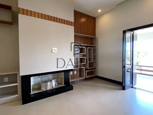 Sobrado com 450m² 4 quartos e 5 banheiros, à venda, no bairro Atlantida em Xangri-Lá