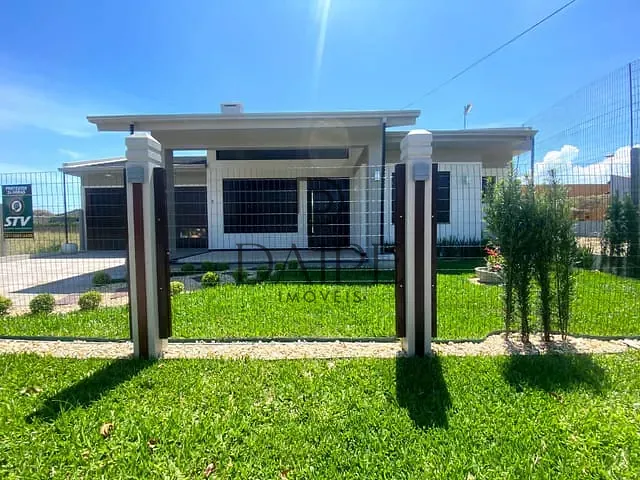 Sobrado com 450m² 4 quartos e 5 banheiros, à venda, no bairro Atlantida em Xangri-Lá