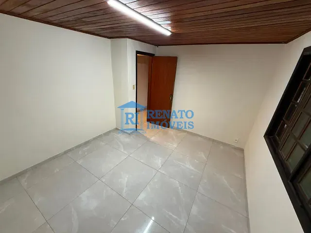 Sobrado 3 quartos e 2 banheiros, para alugar, no bairro São José do Imbassaí em Maricá