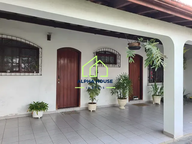 Sobrado com 250m² 3 quartos e 2 banheiros, à venda, no bairro Crispim em Pindamonhangaba