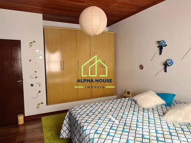 Sobrado com 250m² 3 quartos e 2 banheiros, à venda, no bairro Crispim em Pindamonhangaba