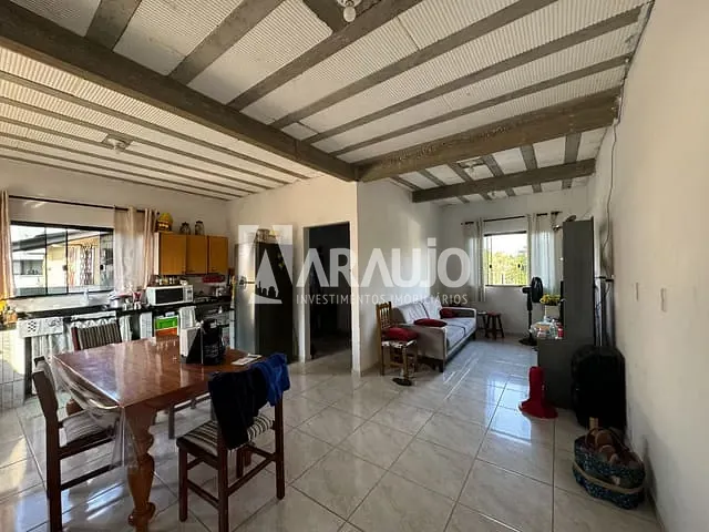 Sobrado com 300m² 3 quartos e 1 banheiro, à venda, no bairro Murta em Itajaí