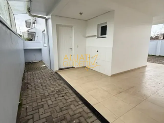 Sobrado 3 quartos e 3 banheiros, para alugar, no bairro Oeste em Sapiranga