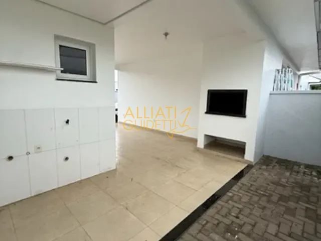 Sobrado 3 quartos e 3 banheiros, para alugar, no bairro Oeste em Sapiranga