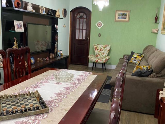 Sobrado 3 quartos e 2 banheiros, à venda, no bairro Vila Franci em São Paulo