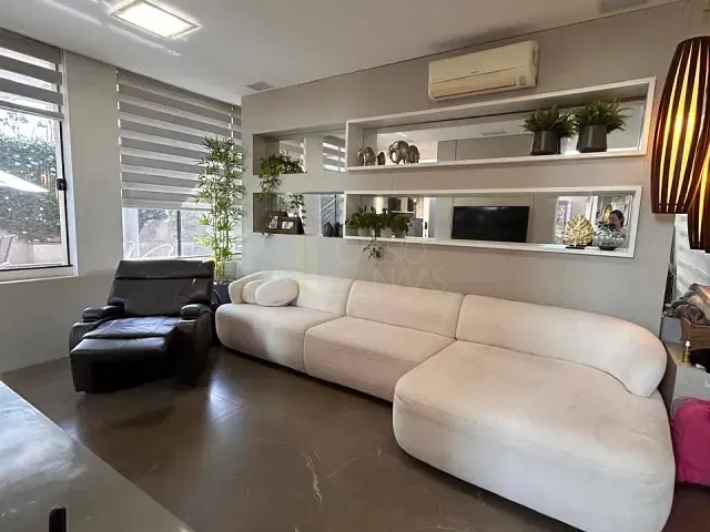 Sobrado 3 quartos e 4 banheiros, à venda, no bairro Jardim Espanha em Apucarana