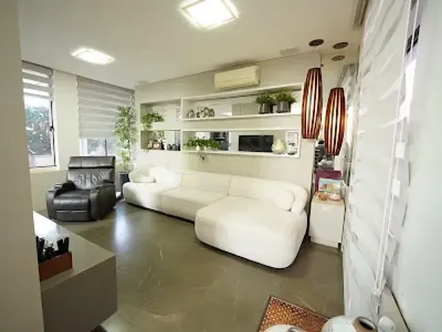 Sobrado 3 quartos e 4 banheiros, à venda, no bairro Jardim Espanha em Apucarana