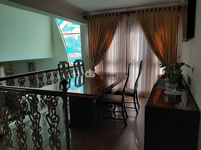 Sobrado com 415m² 4 quartos e 6 banheiros, à venda, no bairro Jardim Franca em São Paulo