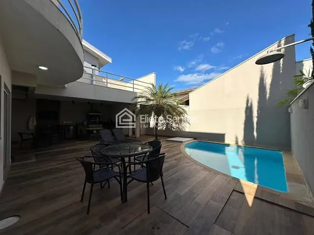Sobrado com 360m² 3 quartos e 5 banheiros, à venda, no bairro Jardim Imperador em Americana