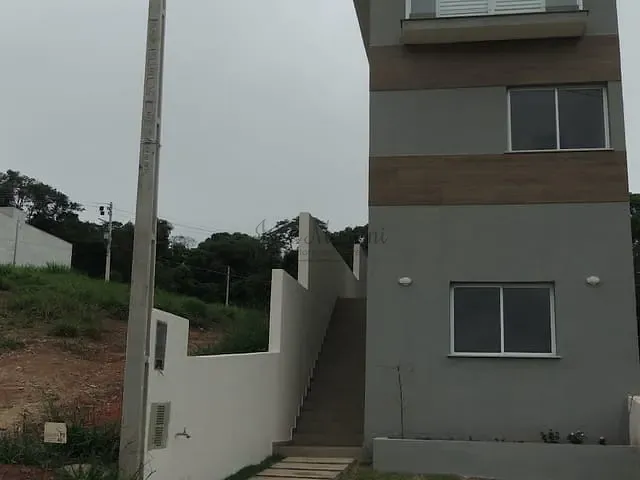 Sobrado com 125m² 3 quartos e 3 banheiros, à venda, no bairro Terra Nobre em Cotia