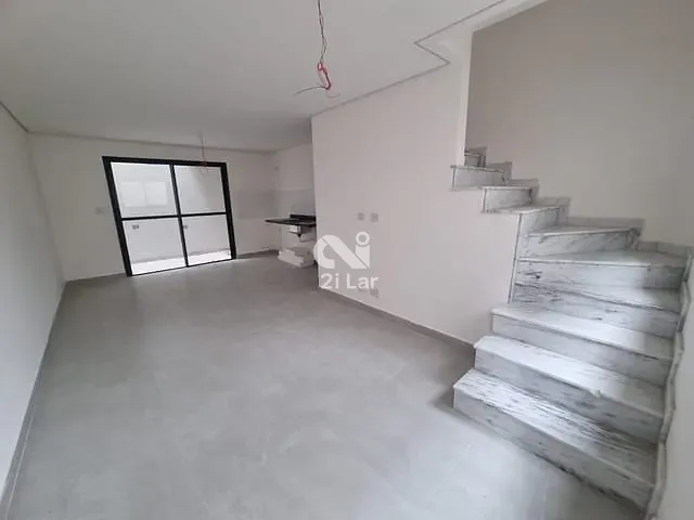 Sobrado com 62m² 2 quartos e 1 banheiro, à venda, no bairro Pestana em Osasco