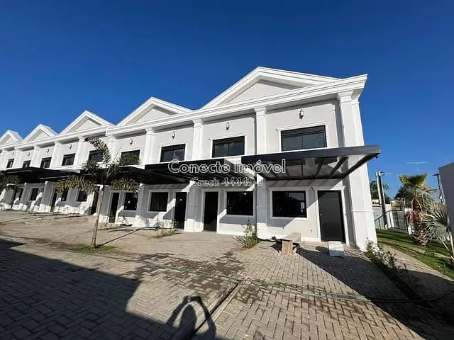 Sobrado 2 quartos e 3 banheiros, à venda, no bairro Jardim das Tulipas em Holambra