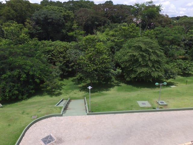 Sobrado 3 quartos e 3 banheiros, à venda, no bairro Sítios Santa Luzia em Aparecida de Goiânia