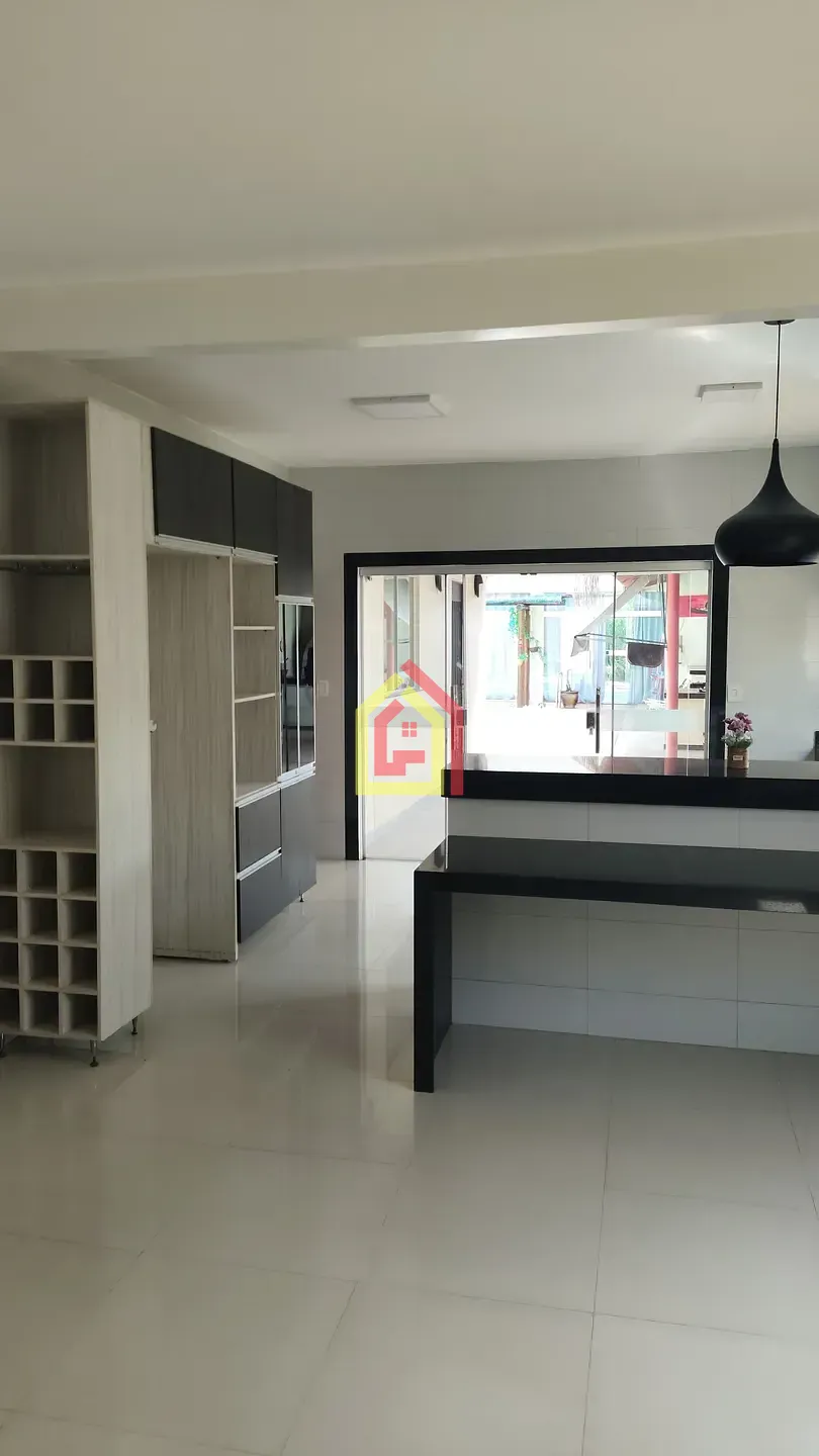 Casa à venda com 4 quartos, 2 suítes, 3 vagas e 10m² no Nova Marabá, Marabá (PA) — foto 3 de 16