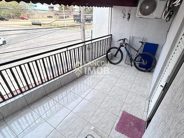 Sobrado com 104m² 1 quarto e 2 banheiros, à venda, no bairro Medeiros em Jundiaí