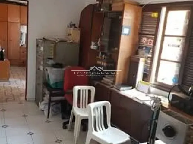 Sobrado 4 quartos e 2 banheiros, à venda, no bairro Jardim Brasília (Zona Leste) em São Paulo
