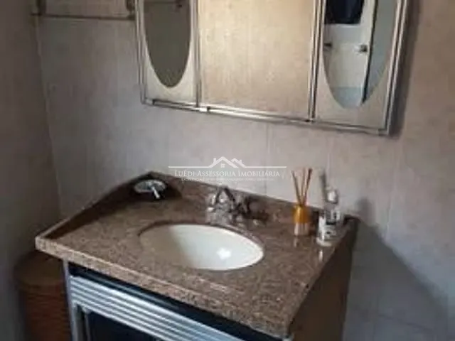 Sobrado 4 quartos e 2 banheiros, à venda, no bairro Jardim Brasília (Zona Leste) em São Paulo