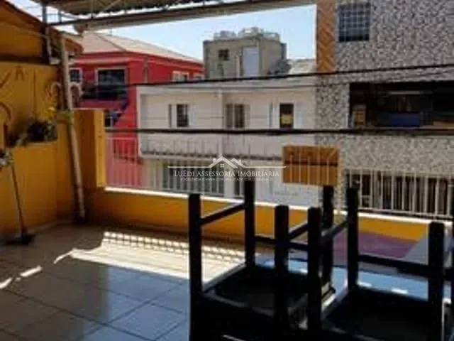 Sobrado 4 quartos e 2 banheiros, à venda, no bairro Jardim Brasília (Zona Leste) em São Paulo