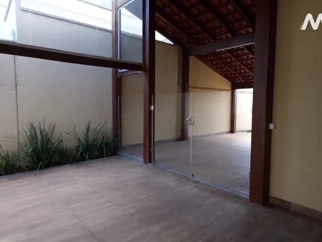 Sobrado com 434m² 5 quartos e 3 banheiros, à venda, no bairro Cidade Vera Cruz - Jardins Viena em Aparecida de Goiânia