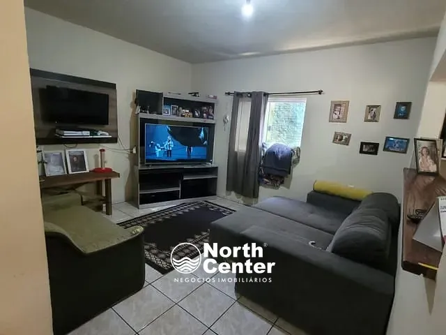 Sobrado com 250m² 3 quartos e 2 banheiros, à venda, no bairro Costeira em Balneário Barra do Sul