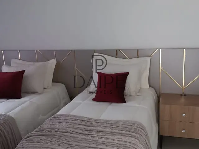 Sobrado com 450m² 4 quartos e 6 banheiros, à venda, no bairro Centro em Xangri-Lá