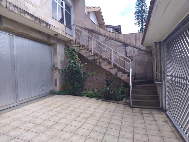 Sobrado 3 quartos e 2 banheiros, à venda, no bairro Jardim Santa Mena em Guarulhos
