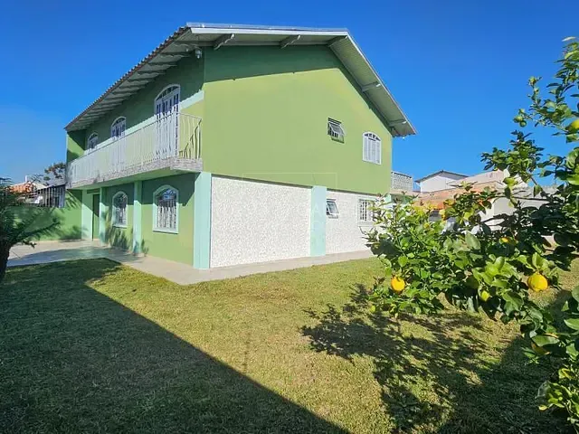 Sobrado com 210m² 4 quartos e 3 banheiros, à venda, no bairro Cajuru em Curitiba